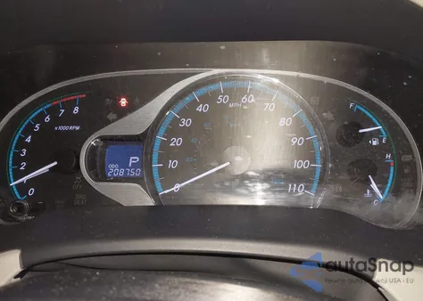 2011 Toyota Sienna Limited z USA, uszkodzony, nr VIN 5TDDK3DCXBS005286